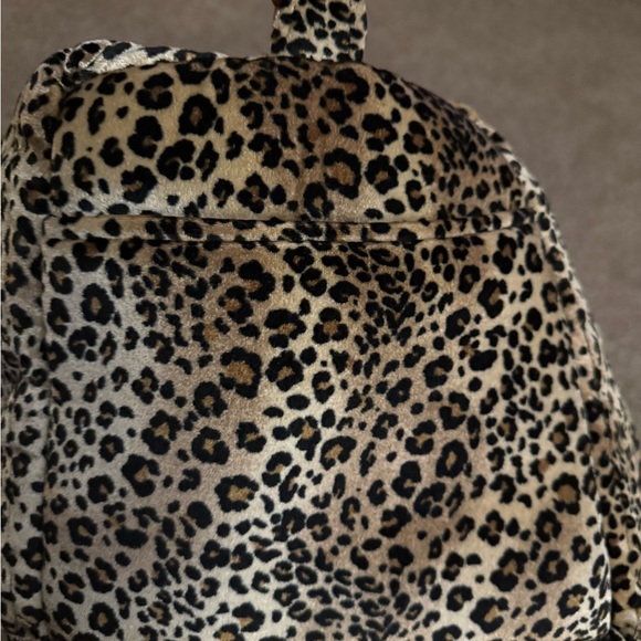 Leopard Print Women's Tote Bag - Picture 3 of 5